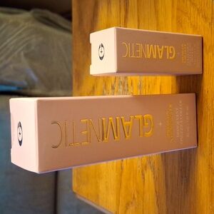 Glamnetic nail glue and nail remover